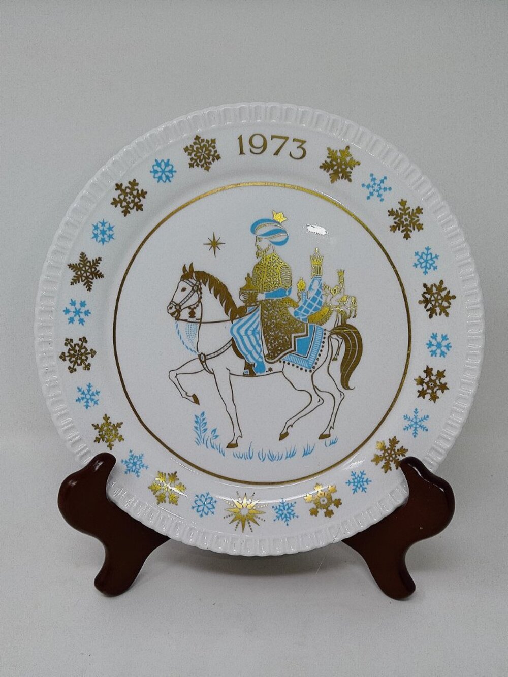 Vintage Spode White, Gold and Light Blue 1973 Decorative Plate